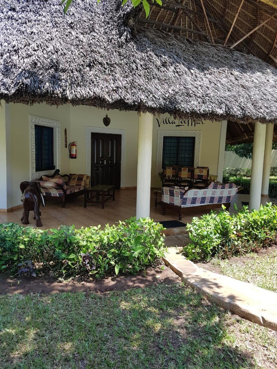 Villa Leomar Diani Beach Exterior photo